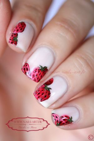 nail art fraises